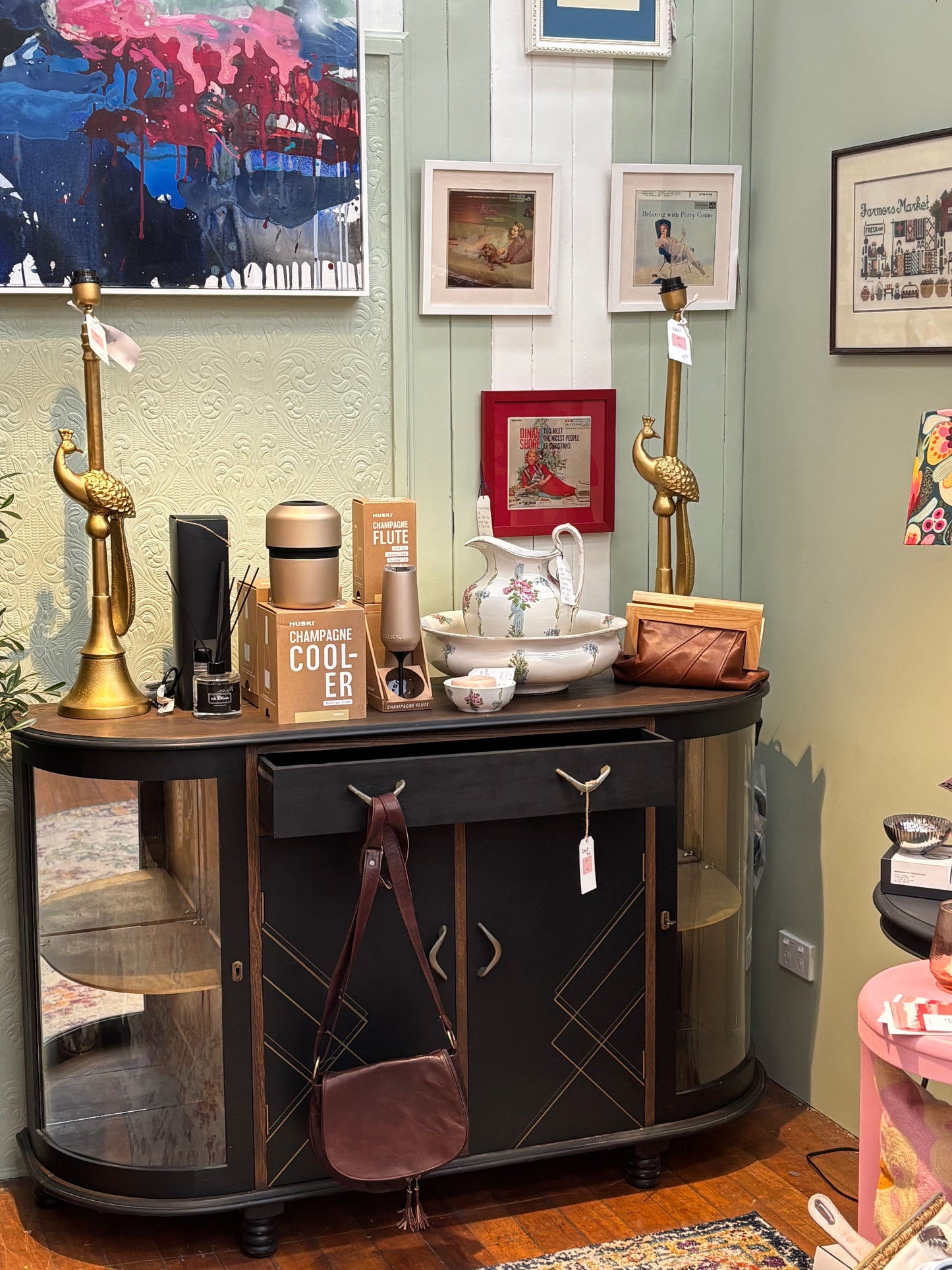 Art Decor black cabinet